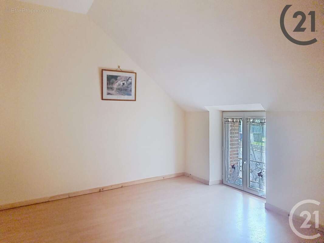 Maison à MONTCEAUX-LES-PROVINS