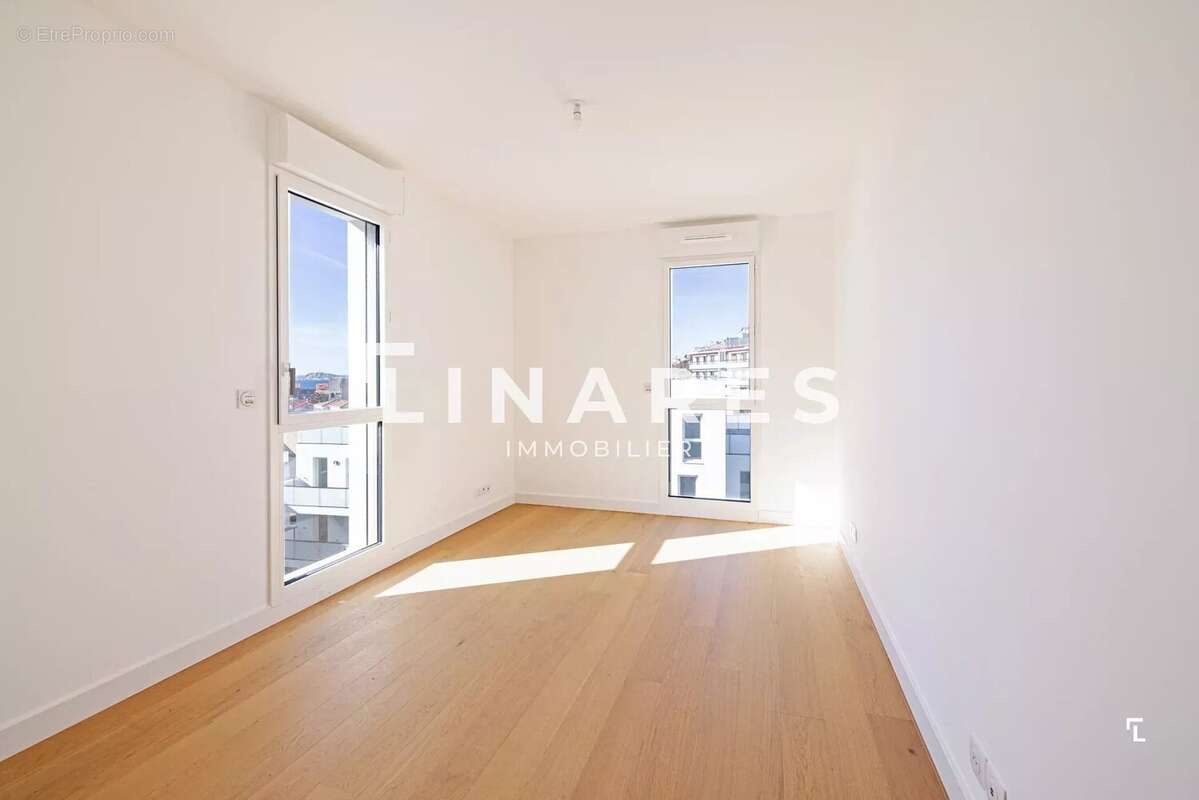 Appartement à MARSEILLE-8E