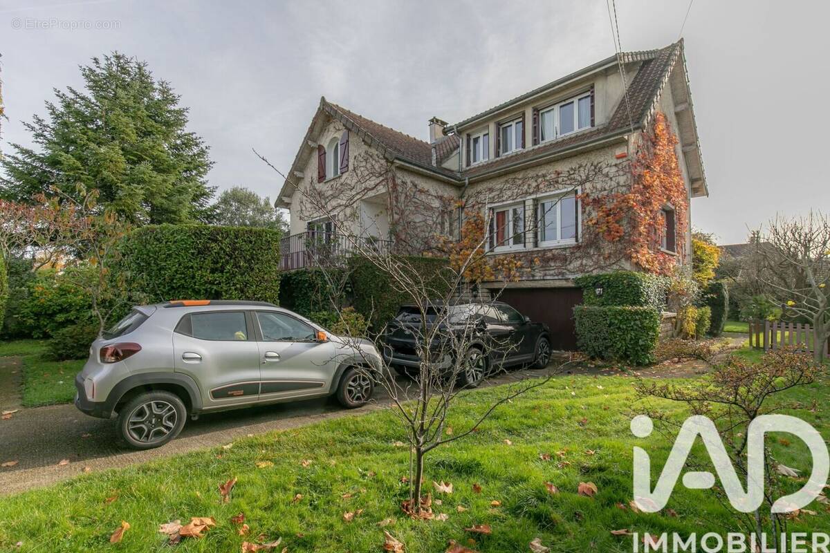 Photo 1 - Maison à PONTAULT-COMBAULT