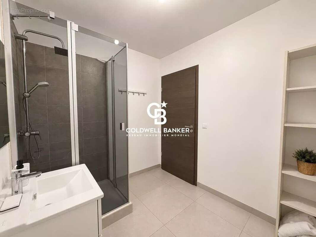 Maison à CRANVES-SALES