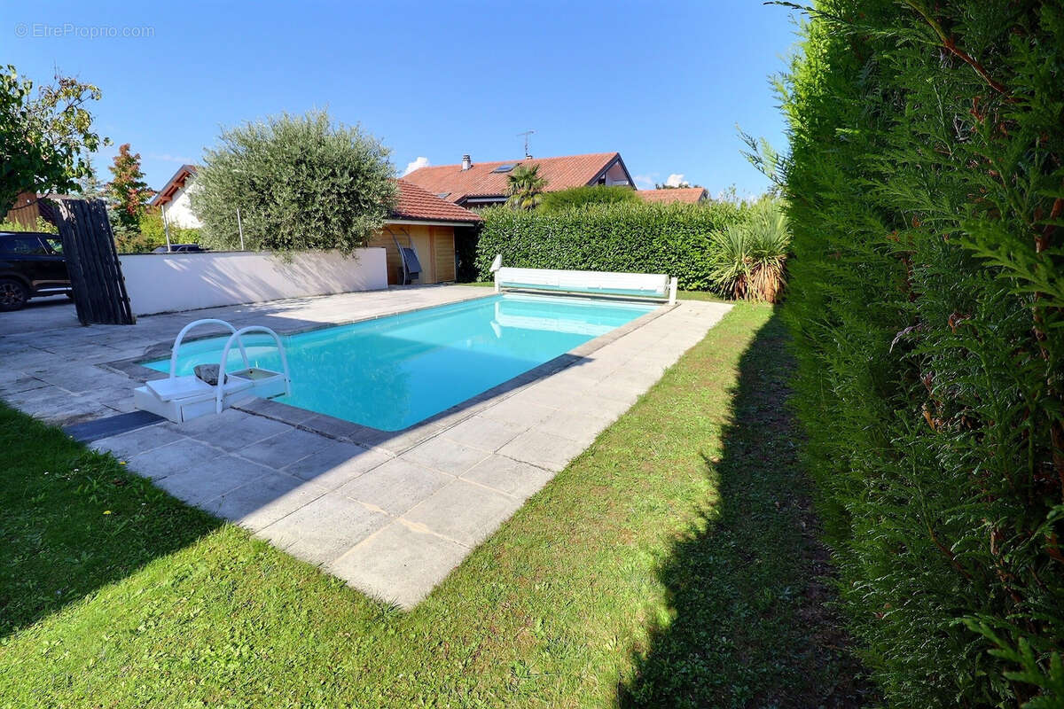 Maison à ANTHY-SUR-LEMAN