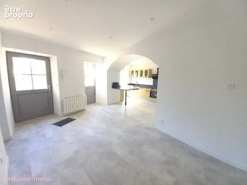 Appartement 59 m² à La Cote-Saint-Andre  - photo 3