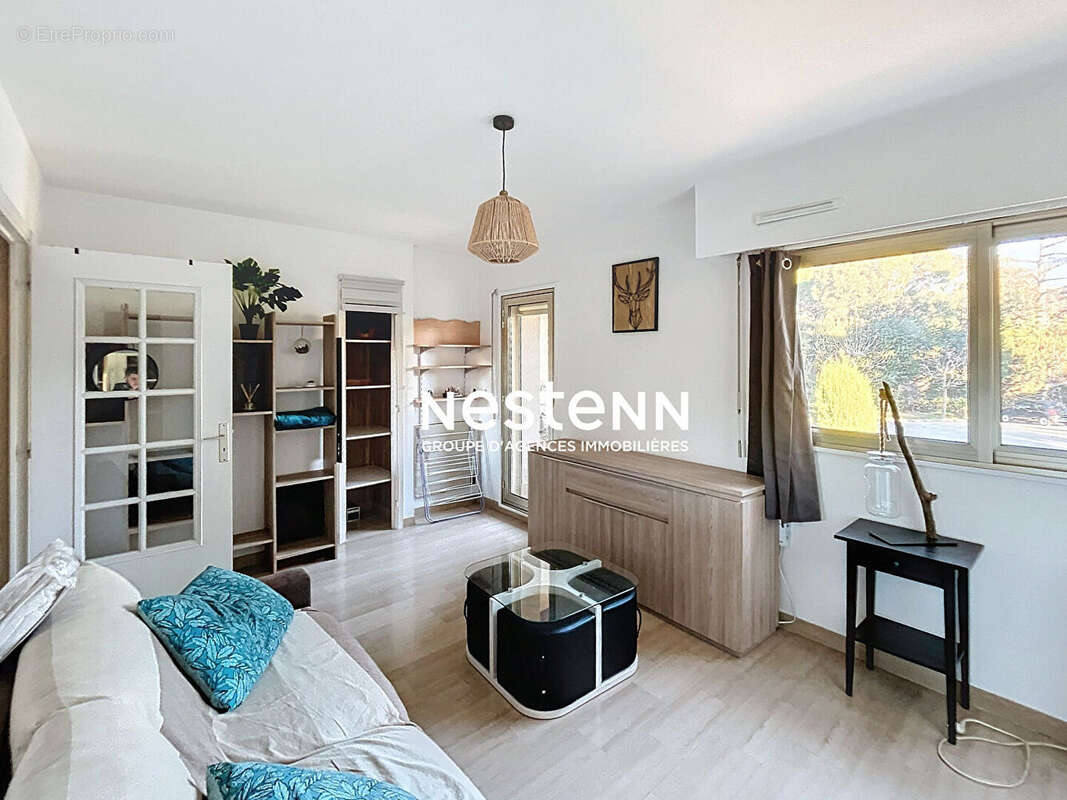 Appartement à VALLAURIS