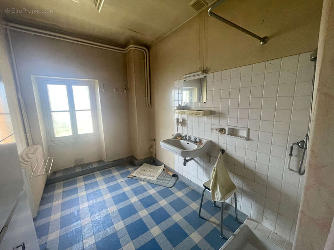 Maison à COULOMMIERS