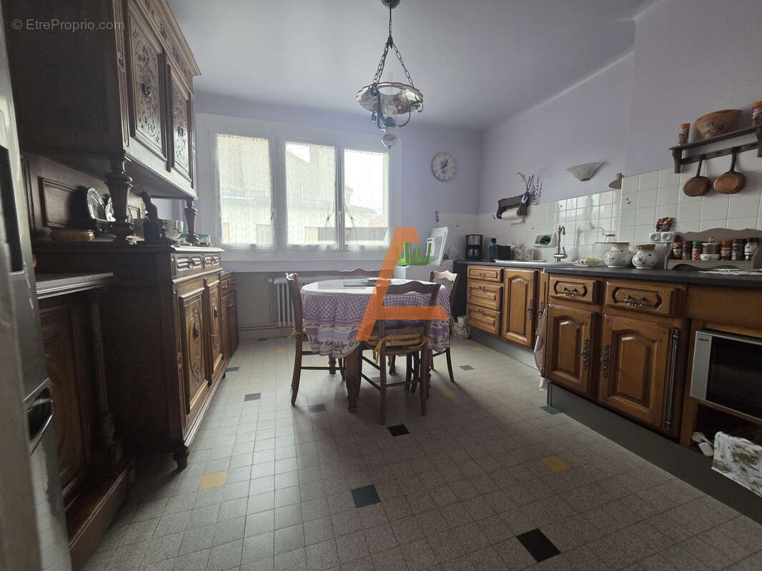 Appartement à SAINT-ETIENNE