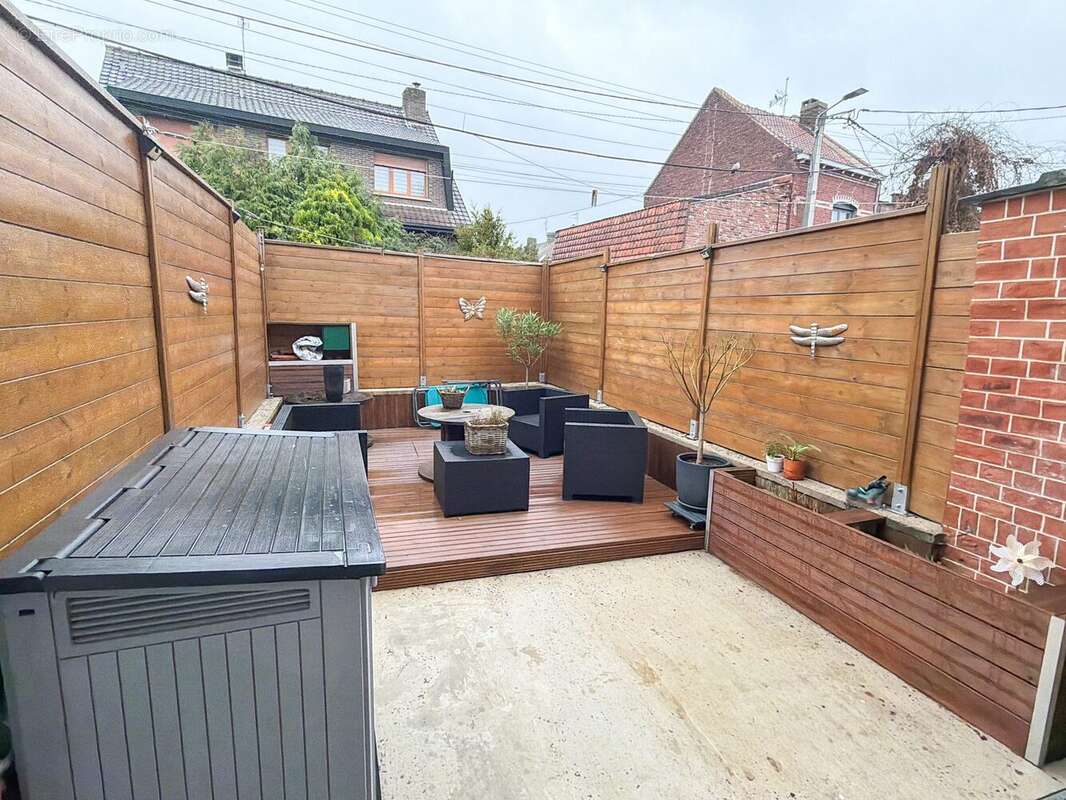 Maison à LYS-LEZ-LANNOY