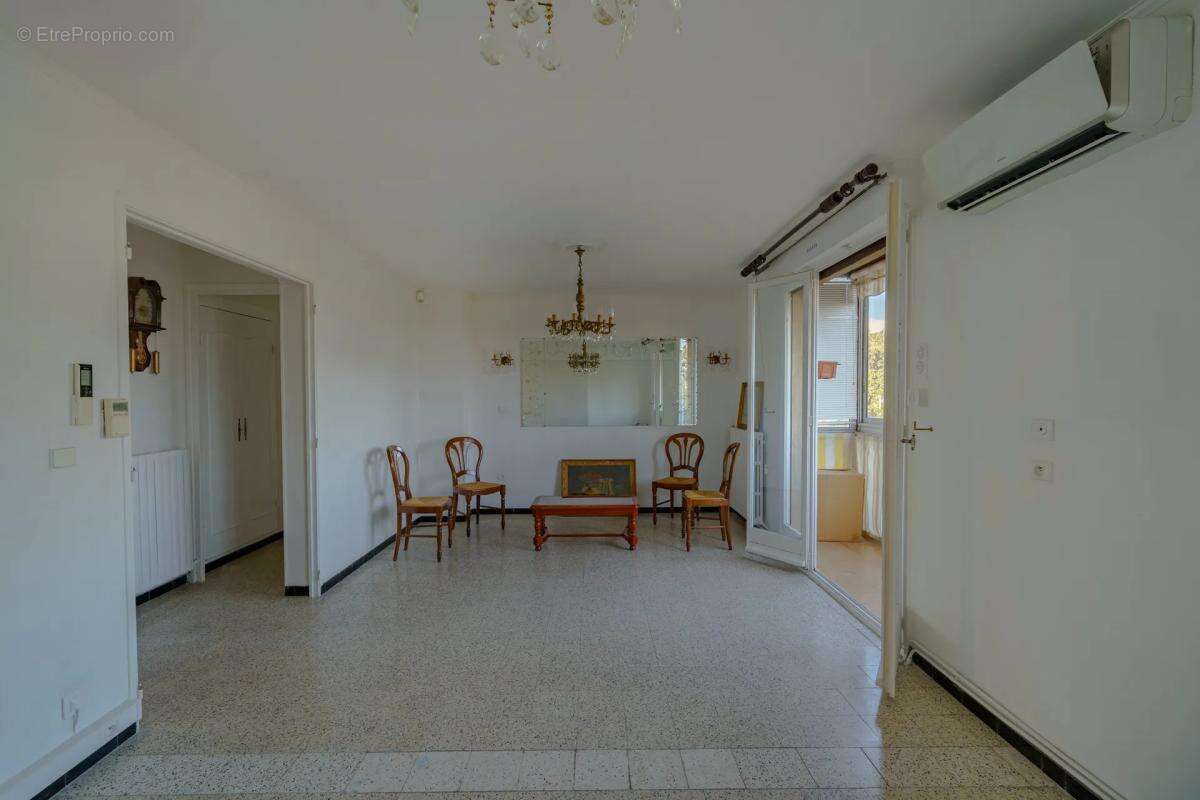 Appartement à MARSEILLE-15E