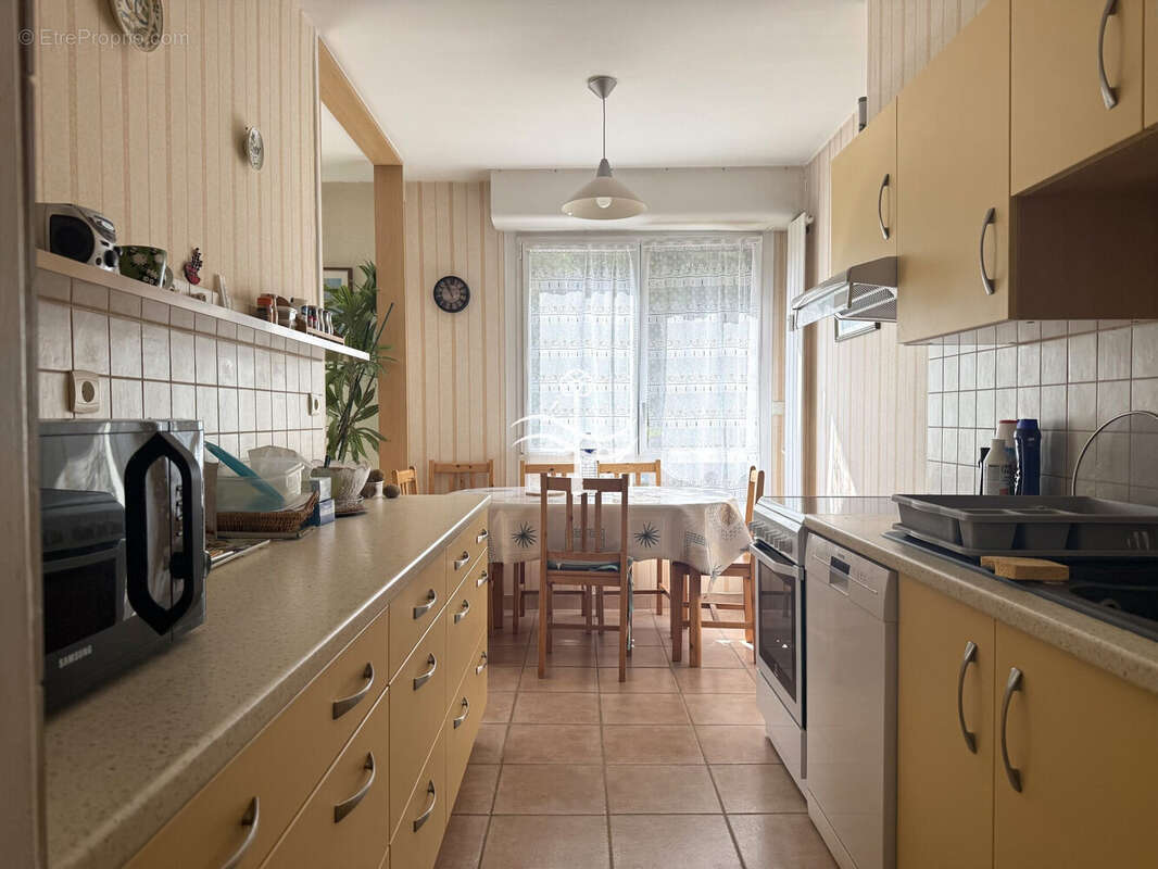 Appartement 115 m² à Caen  - photo 8