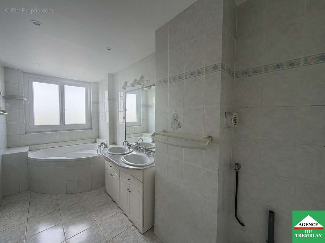 Appartement à CHAMPIGNY-SUR-MARNE