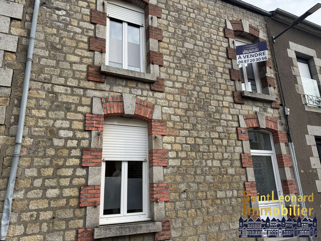 Maison à FOUGERES