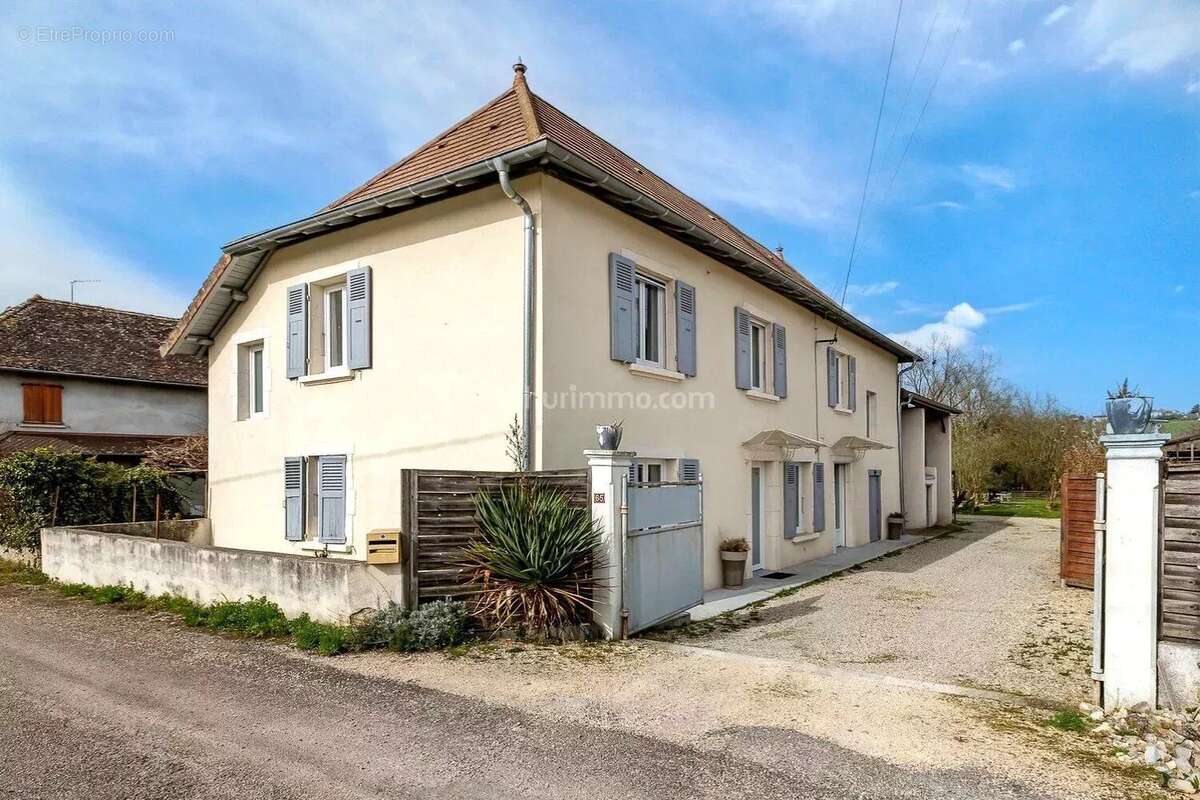 Maison à CORBELIN