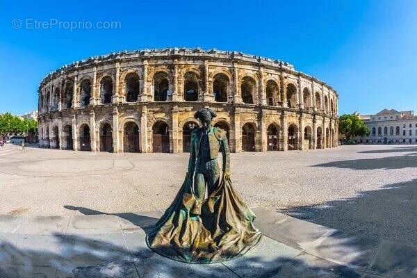 Appartement à NIMES