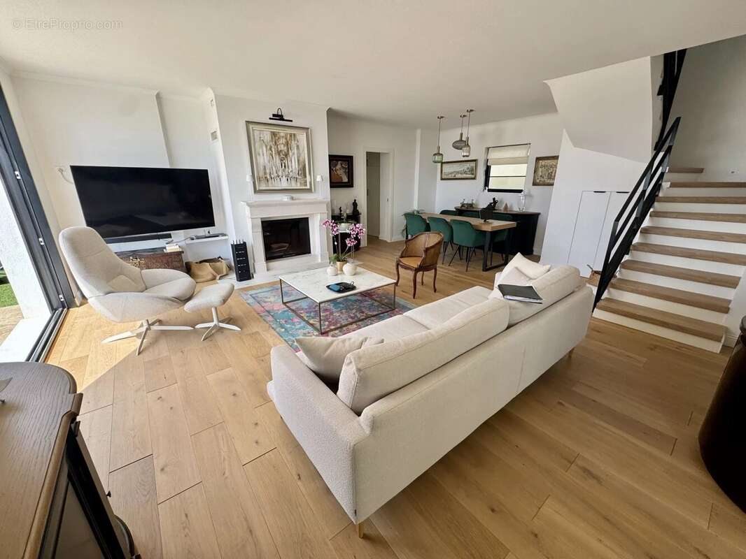 Appartement à SPERACEDES