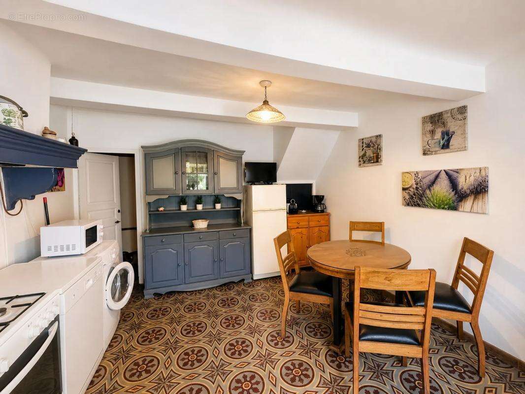 Maison de 3 pièces d'environ 48 m² à Saint-Martin-de-Brômes - photo 3