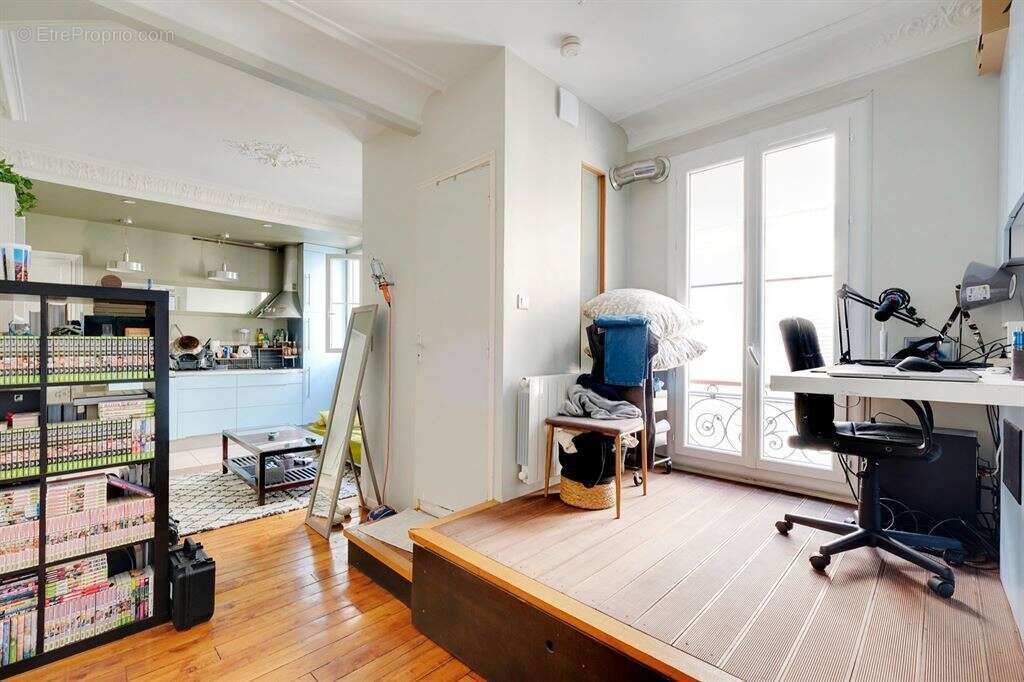 Appartement à PARIS-17E