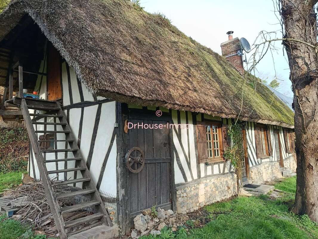 Maison à LIVET-SUR-AUTHOU