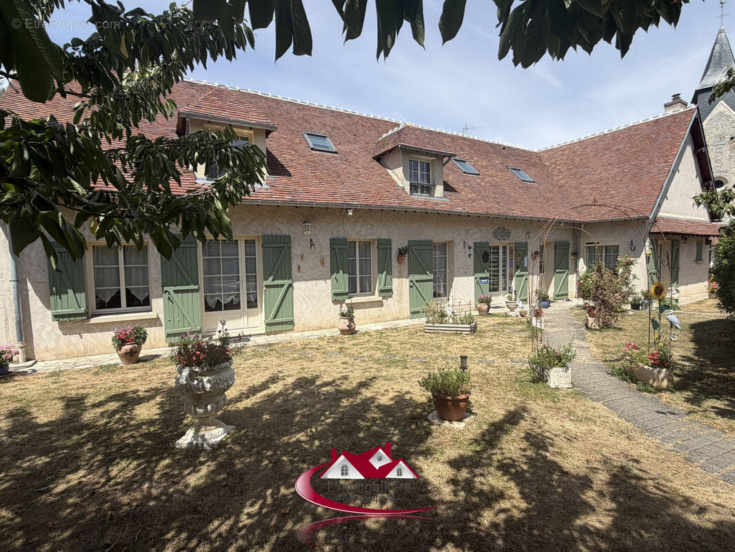 Maison à ECLUZELLES