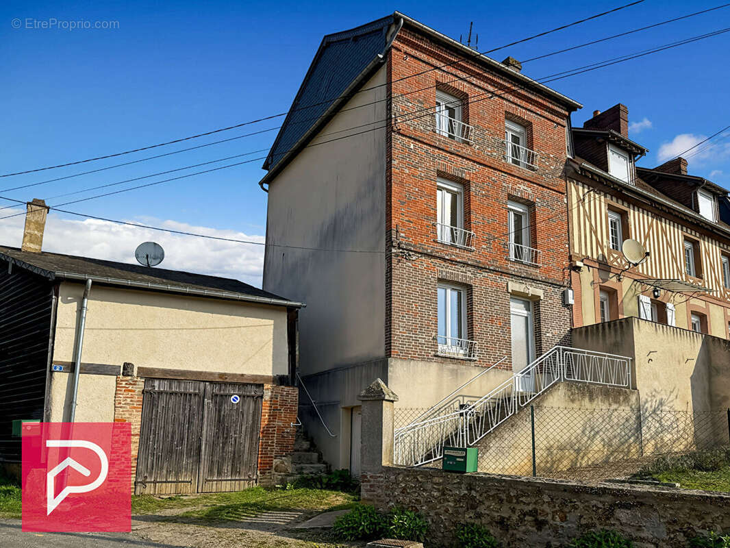 Maison à BERNAY