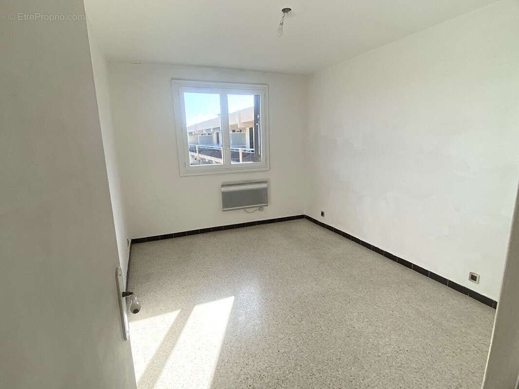 Appartement Toulon Ouest 3 pièces 73 m2 avec grande terrasse de 14 m2 - photo 7