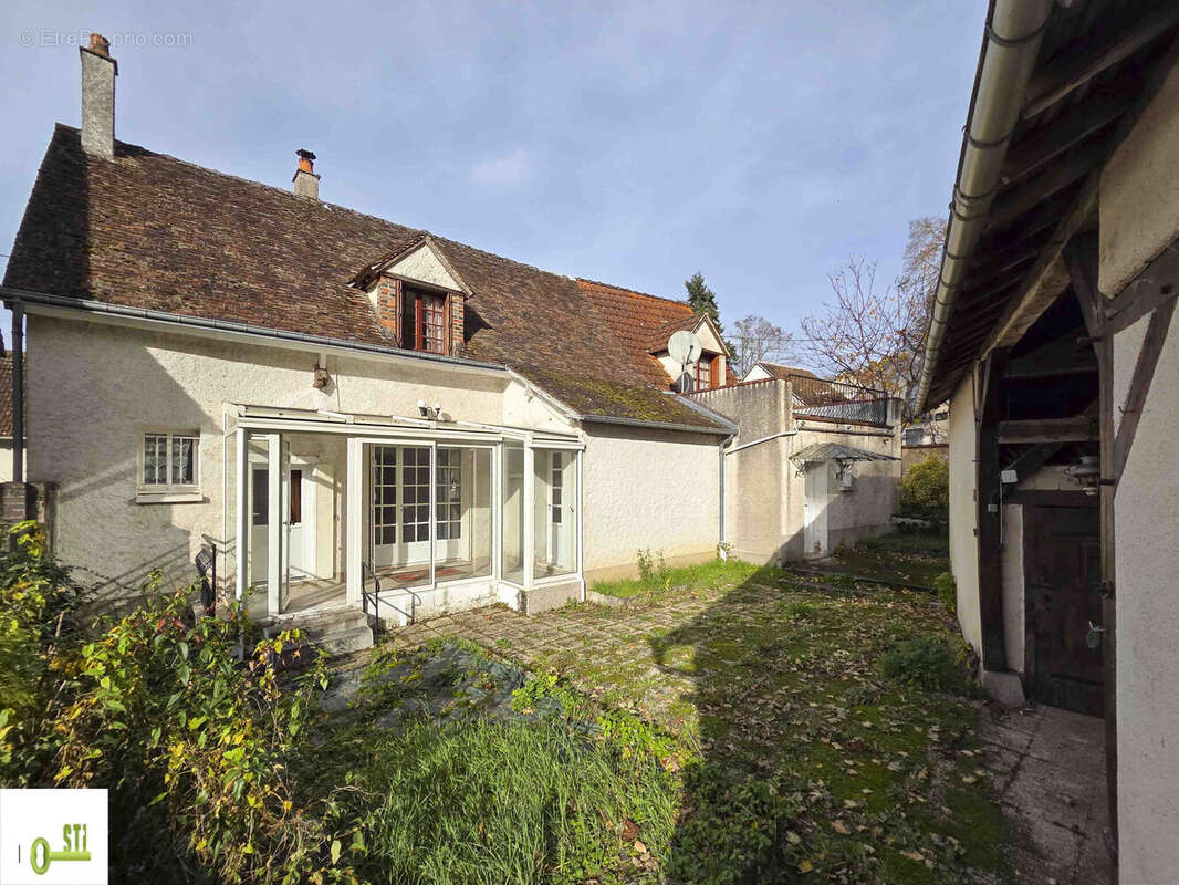 Photo 1 - Maison à CHATILLON-COLIGNY