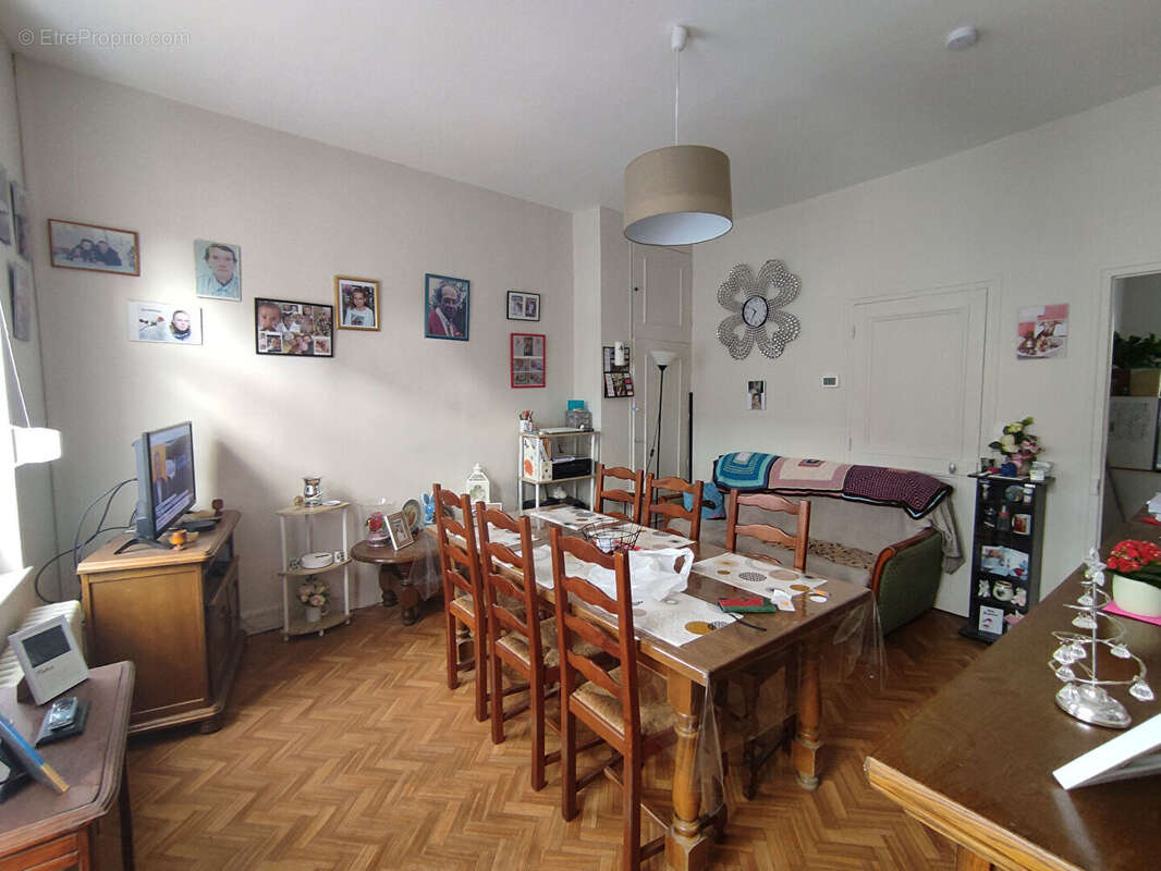 Appartement à BOHAIN-EN-VERMANDOIS