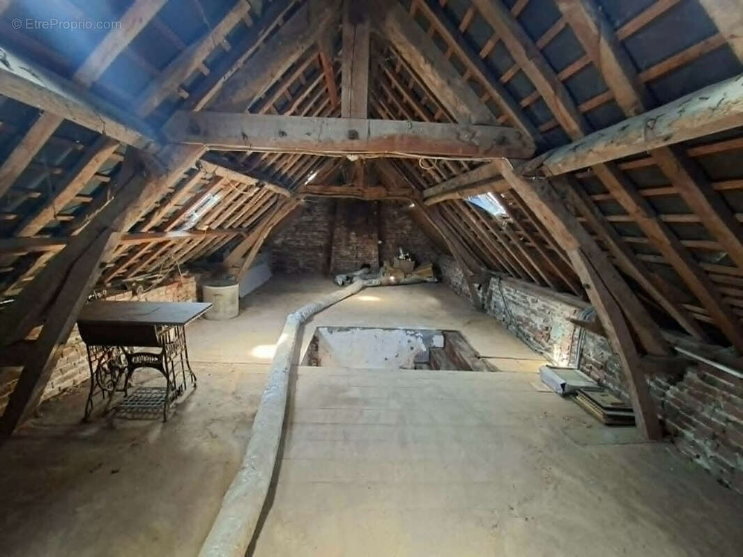 Maison à ENGLANCOURT
