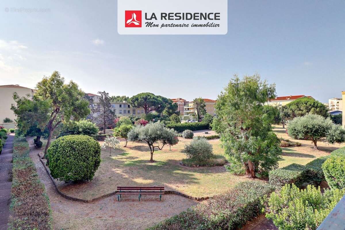 Appartement à FREJUS