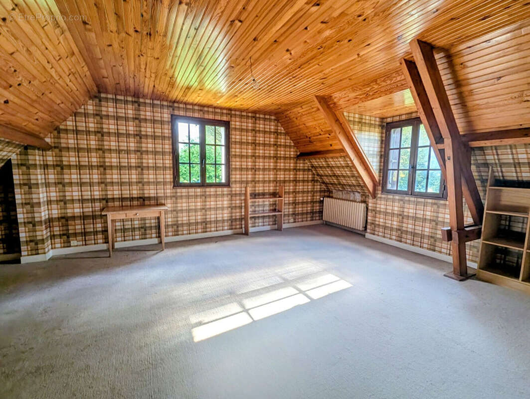 Maison à MILLY-LA-FORET