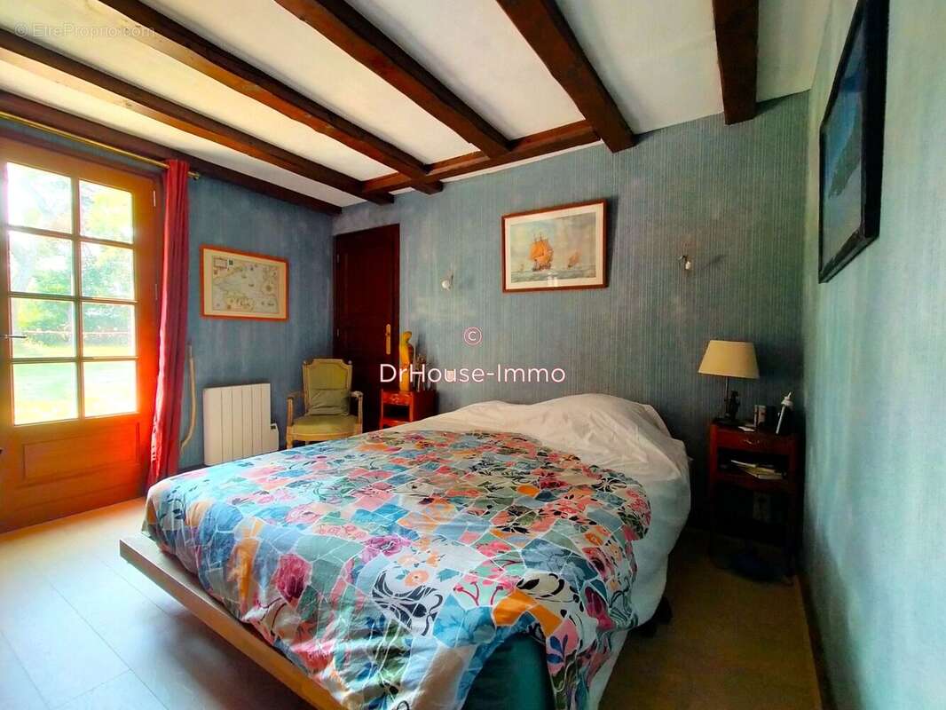 Maison à VENDEUVRE-DU-POITOU