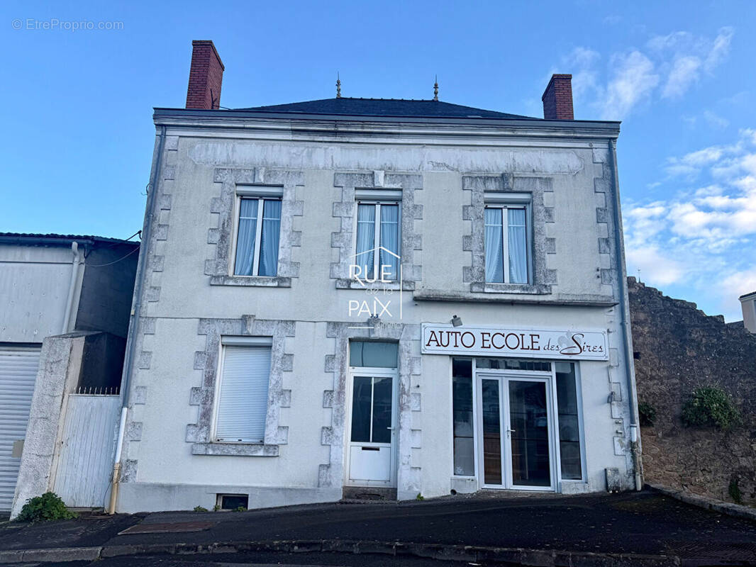 Maison à PARTHENAY