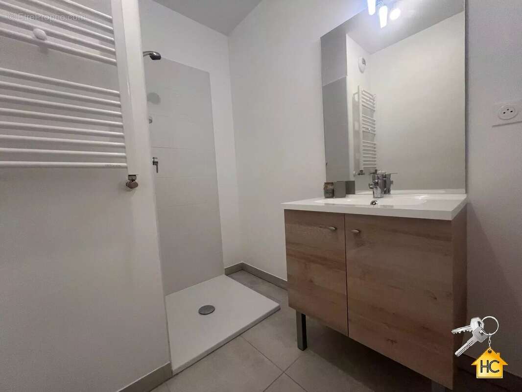 Appartement à LE CANNET