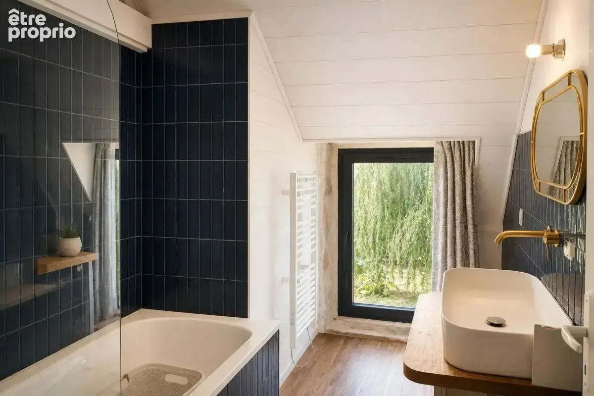 Maison de 13 pièces de 380 m² à Évellys - photo 7