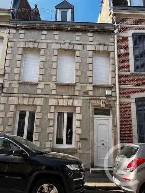Maison à SAINT-QUENTIN