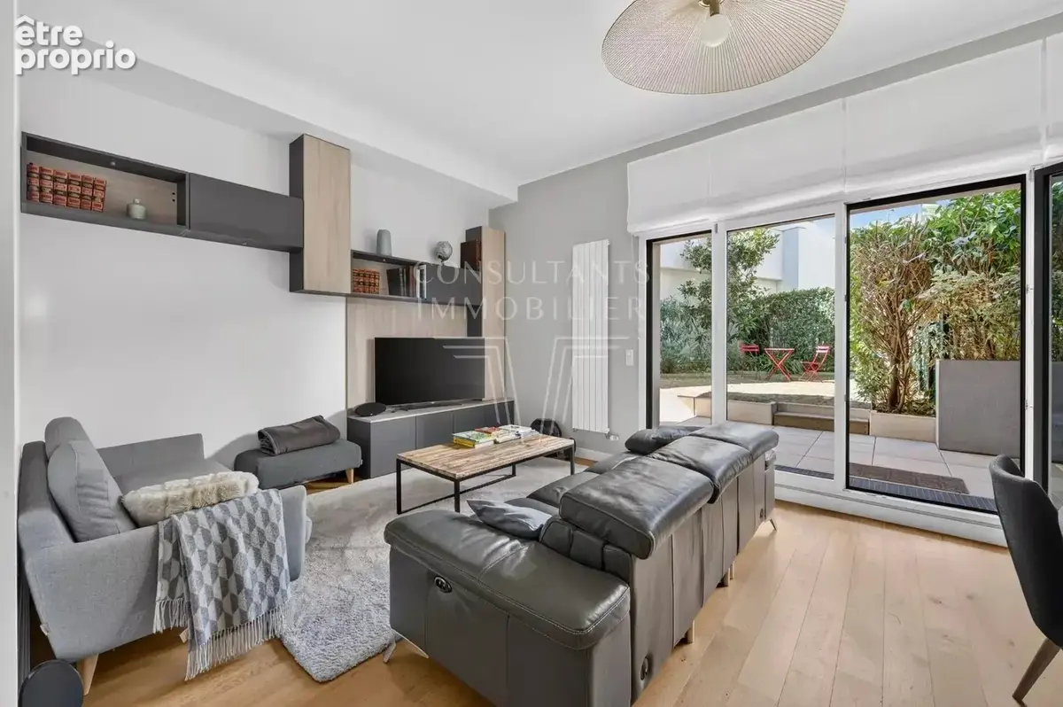 Appartement/terrasse et jardin de 410 m2 - photo 6