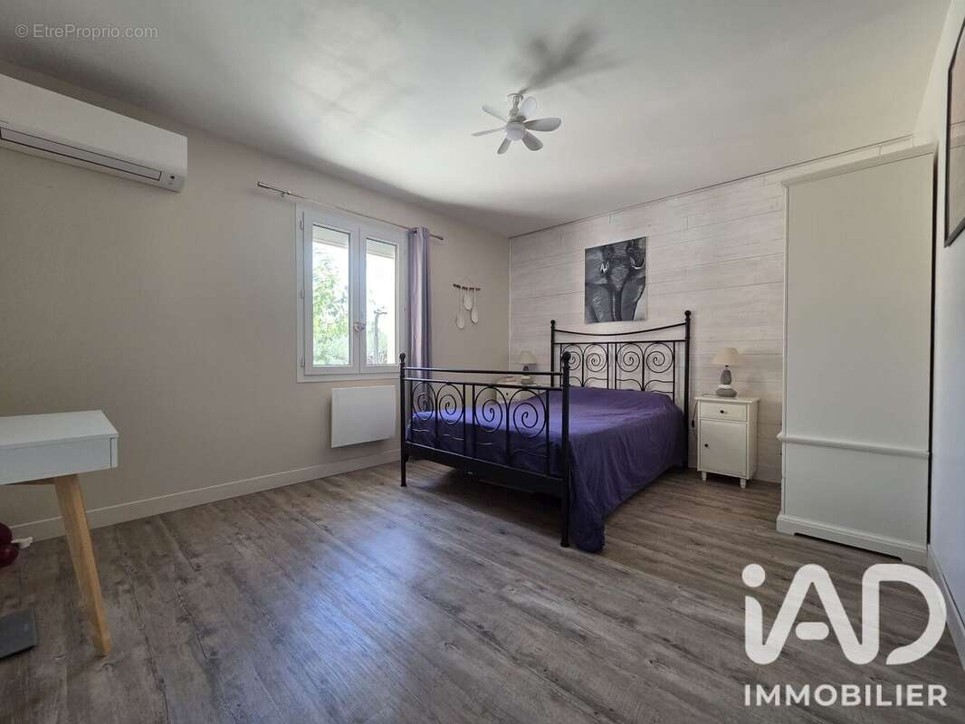 Maison 165 m² à Entraigues-Sur-La-Sorgue  - photo 6
