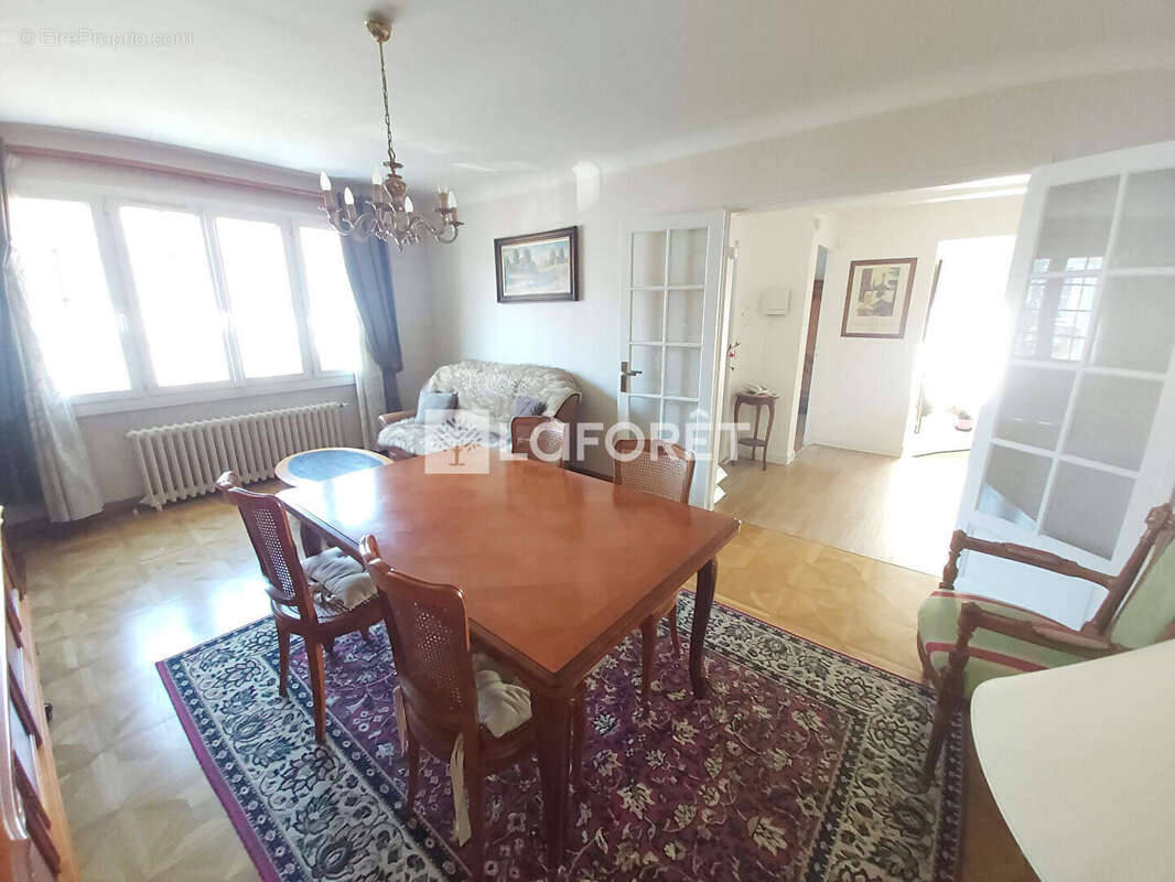 Maison à VILLEMOMBLE