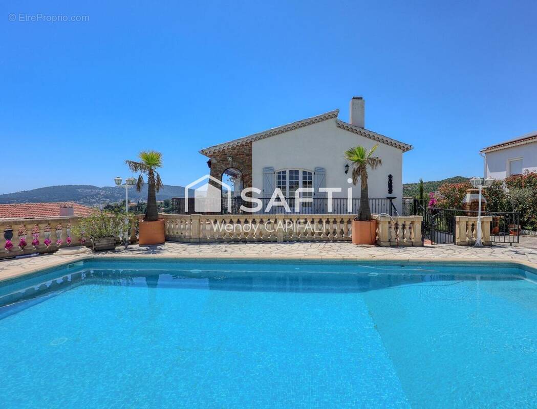 Photo 1 - Maison à HYERES