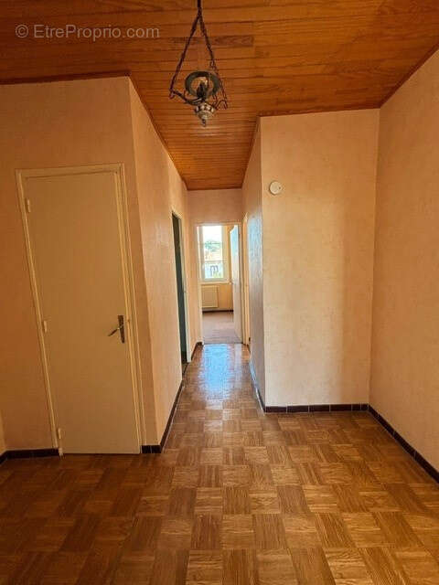 Appartement à MARSEILLE-9E