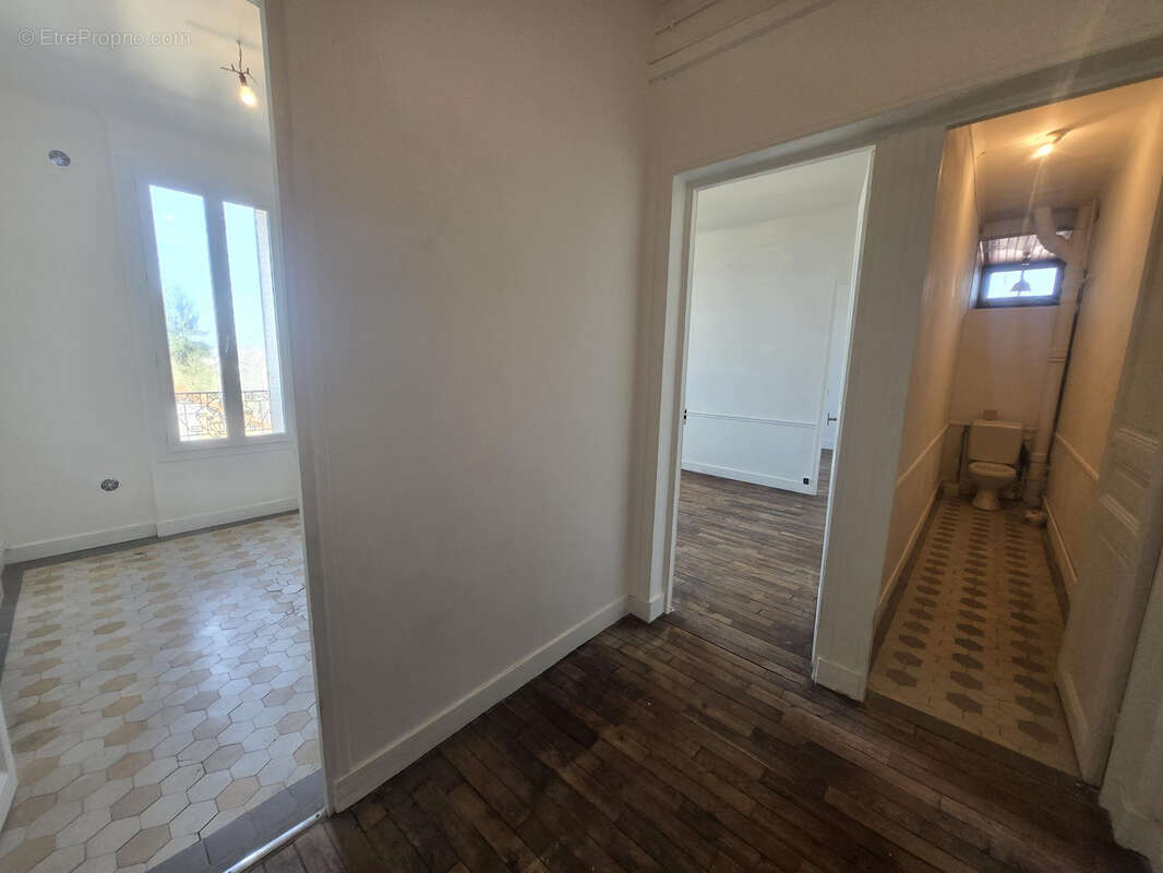 Appartement à LES PAVILLONS-SOUS-BOIS