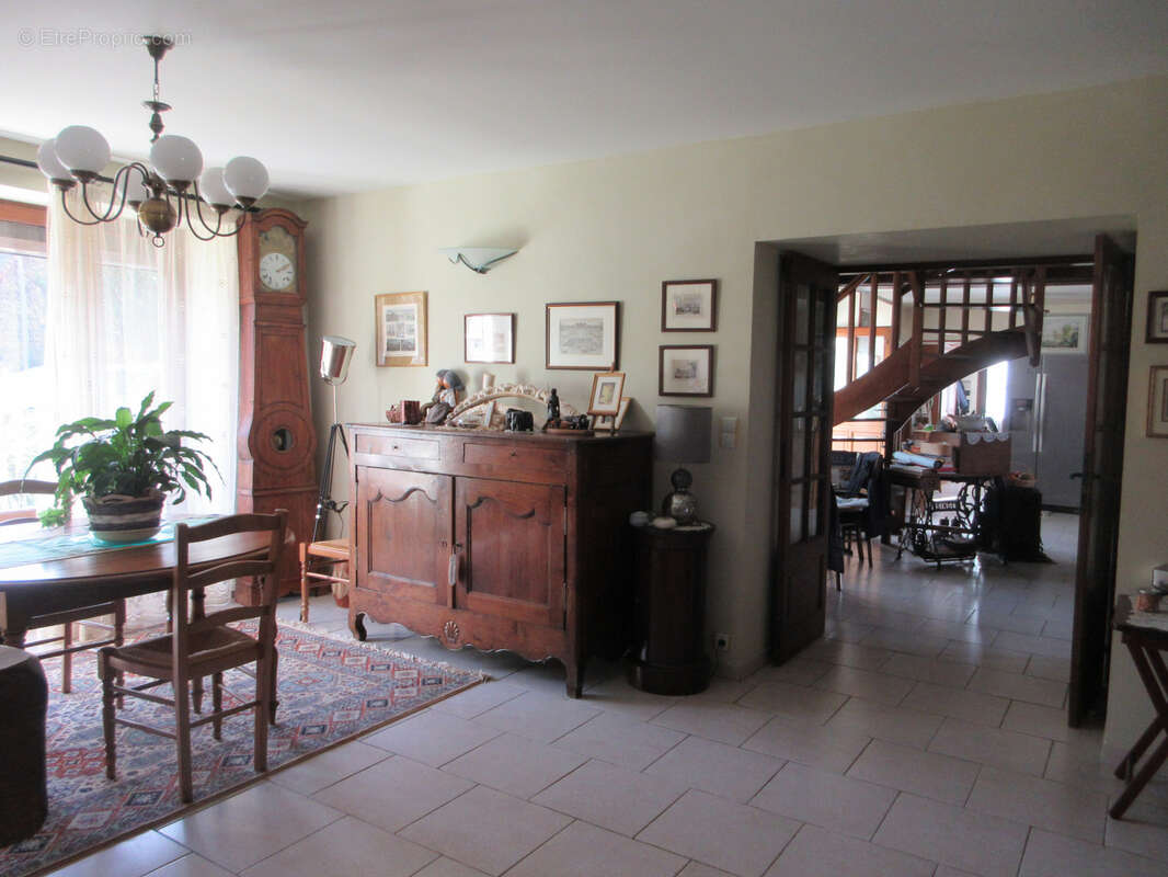 Maison à BAZAIGES