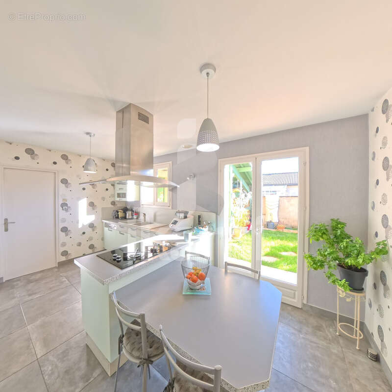 Maison à SAINT-NAZAIRE-EN-ROYANS