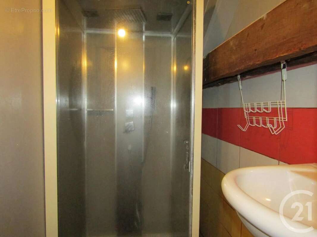 Maison à CHEF-BOUTONNE