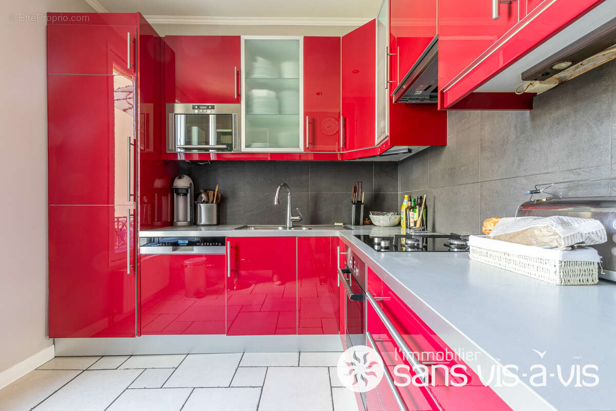 Maison à COURBEVOIE