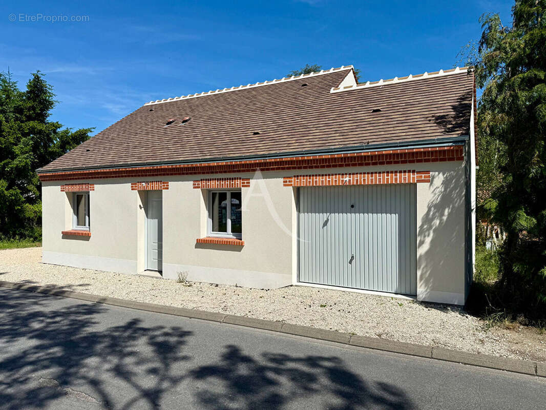 Maison à LA FERTE-SAINT-AUBIN