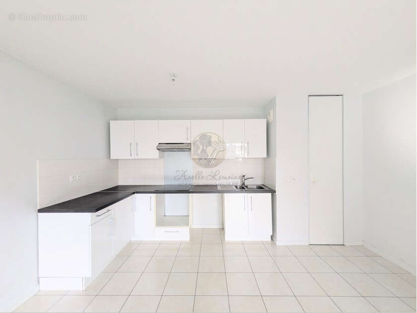 Appartement à SAINT-GENIS-LAVAL