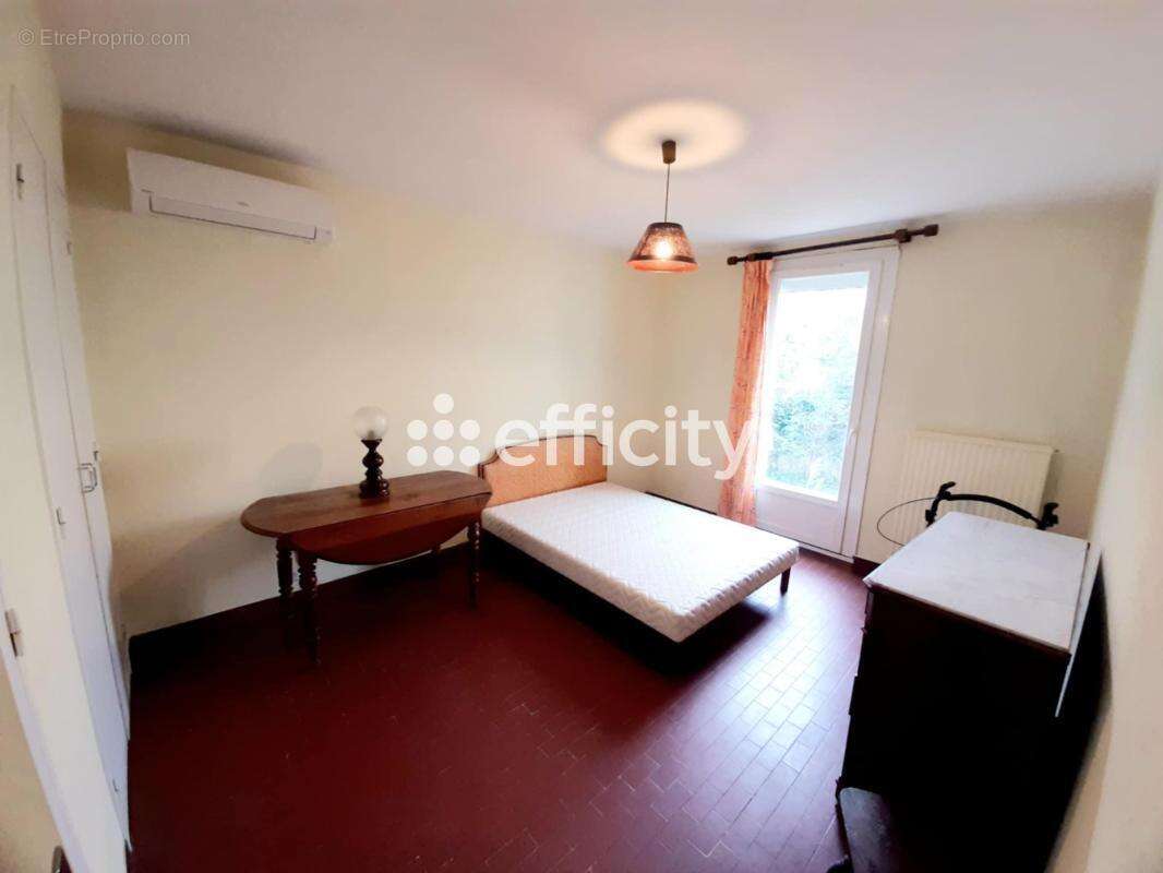 Maison à LES ANGLES