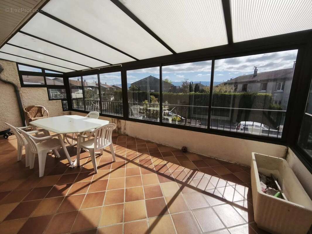 Maison à SAINT-MARCEL-LES-VALENCE