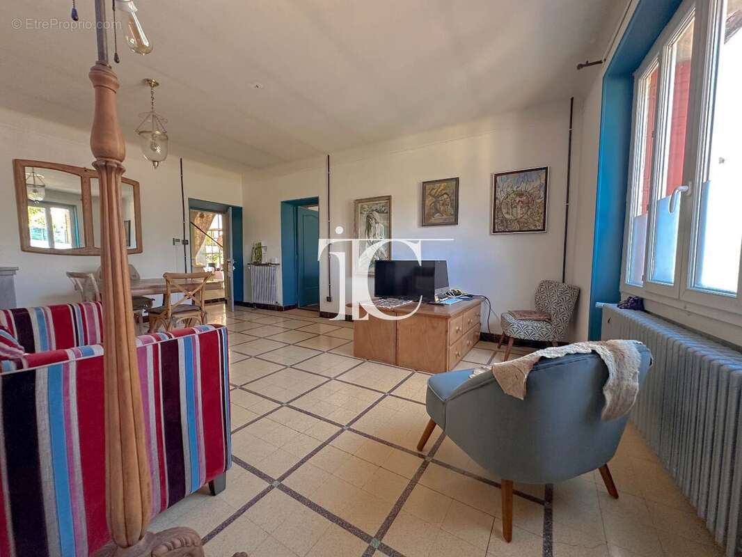 Maison à SAINT-AMBROIX