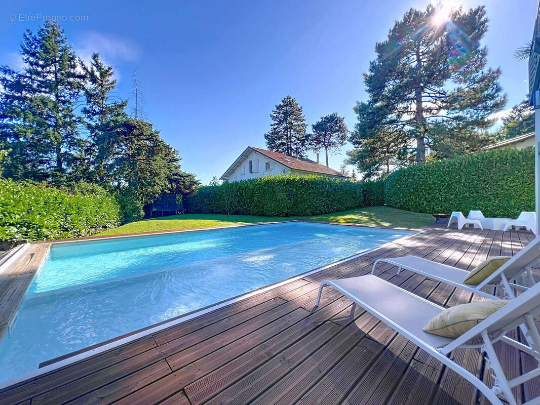 Maison à TASSIN-LA-DEMI-LUNE