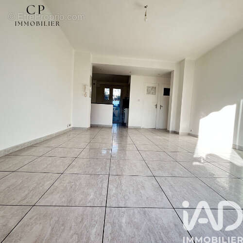 Photo 2 - Appartement à SIX-FOURS-LES-PLAGES